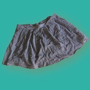 Darling black & white gingham pleated skirt!!